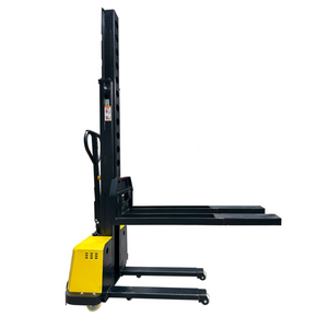 500 Kg / 1.5 Metros Apilador Autocargable RHER Full eléctrico